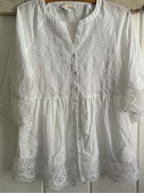 Vintage White Tunic Blouse Medium Has slight yellowish color to it